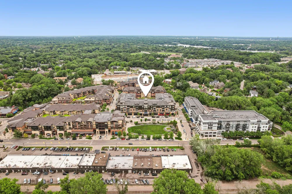 875 Lake Street #212 Wayzata, MN 55391