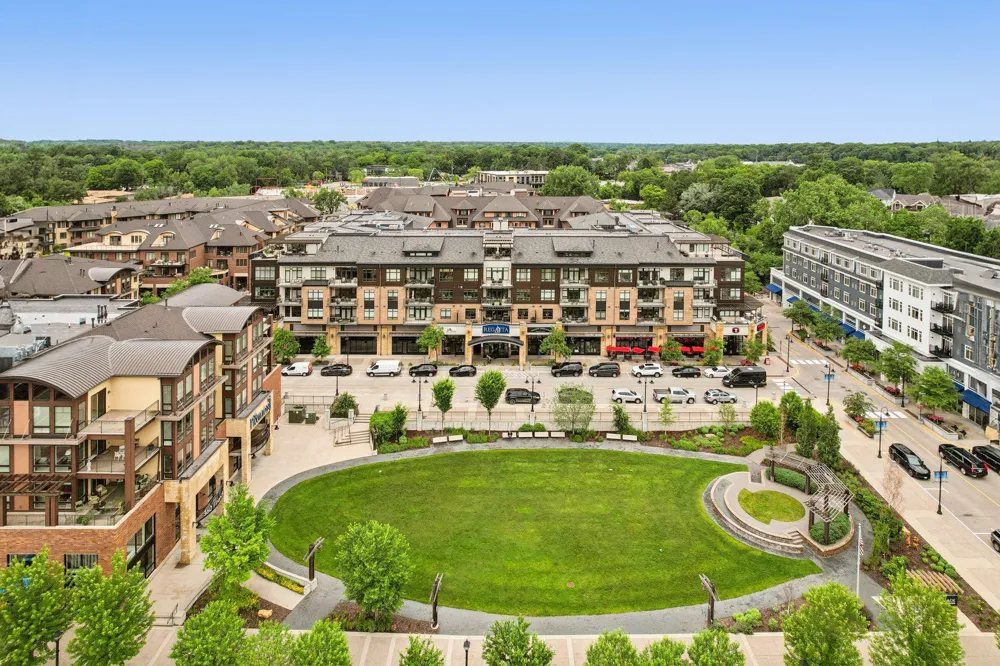 875 Lake Street #212 Wayzata, MN 55391