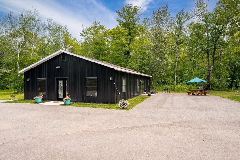 5841 Spruce Lane Duluth, MN 55811
