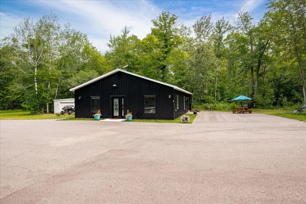 5841 Spruce Lane Duluth, MN 55811