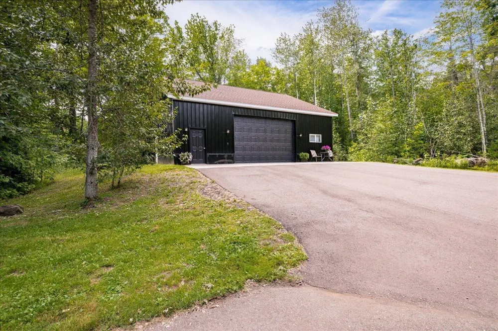 5841 Spruce Lane Duluth, MN 55811