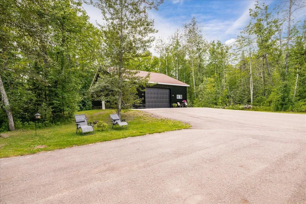 5841 Spruce Lane Duluth, MN 55811