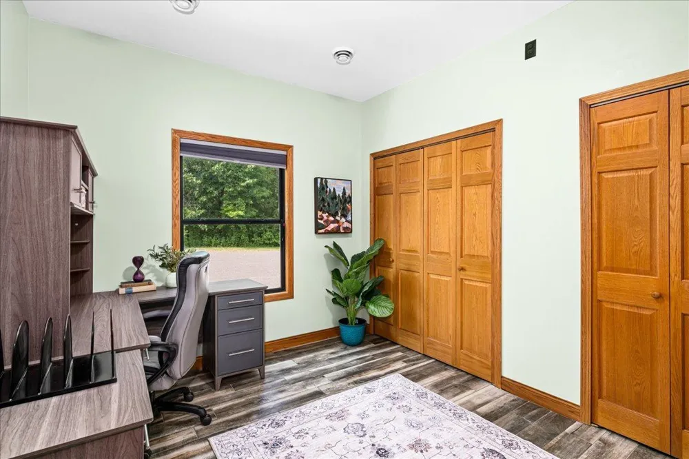5841 Spruce Lane Duluth, MN 55811