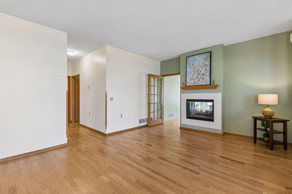 6936 Inverness Court #23 Inver Grove Heights, MN 55077
