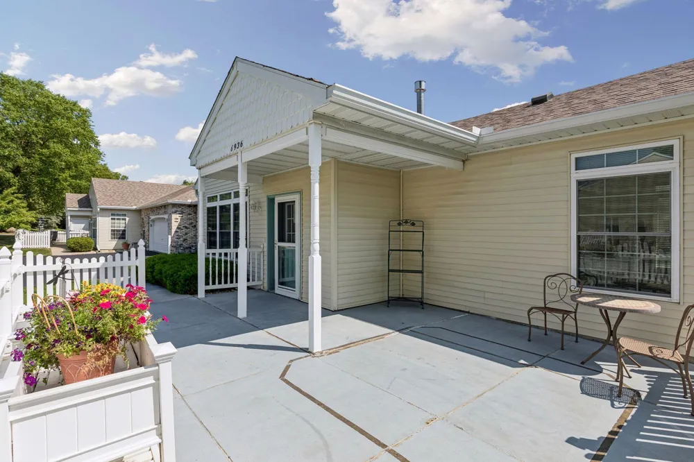 6936 Inverness Court #23 Inver Grove Heights, MN 55077