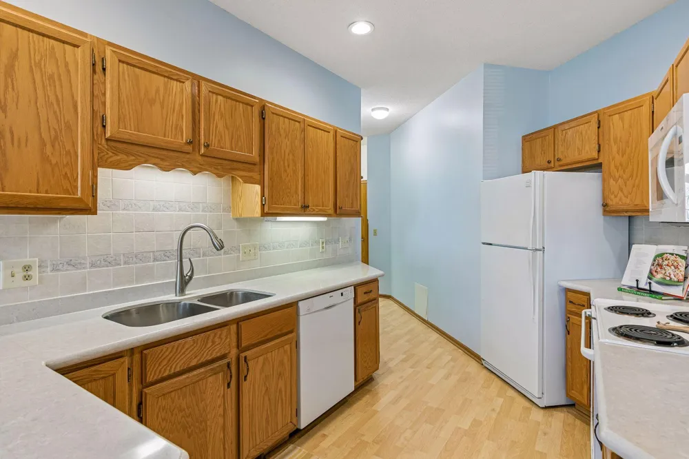 6936 Inverness Court #23 Inver Grove Heights, MN 55077