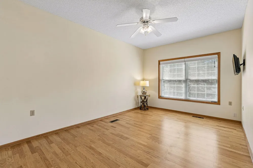 6936 Inverness Court #23 Inver Grove Heights, MN 55077