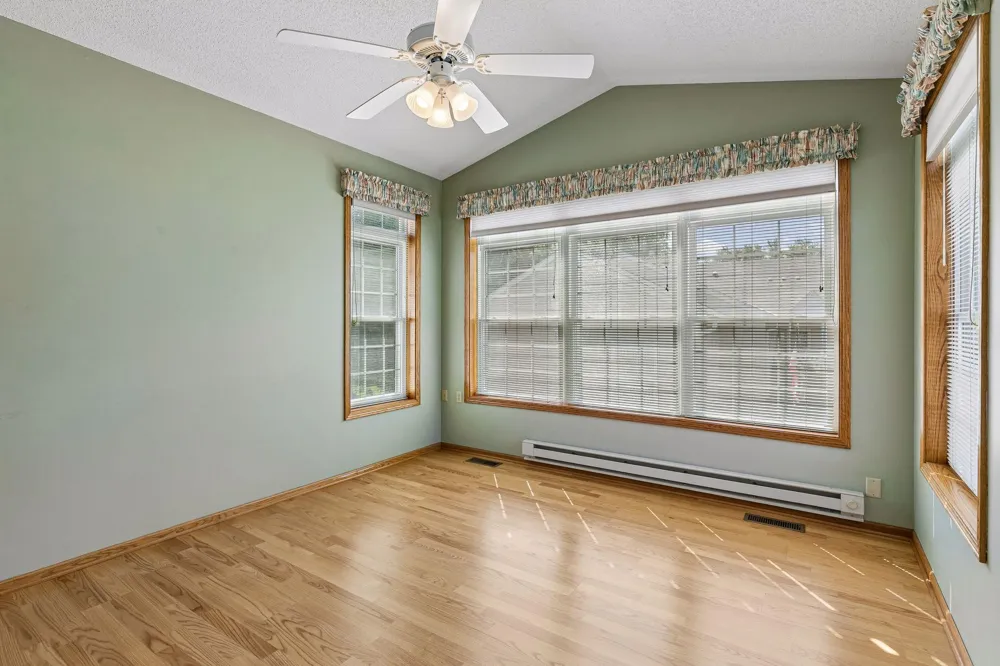 6936 Inverness Court #23 Inver Grove Heights, MN 55077