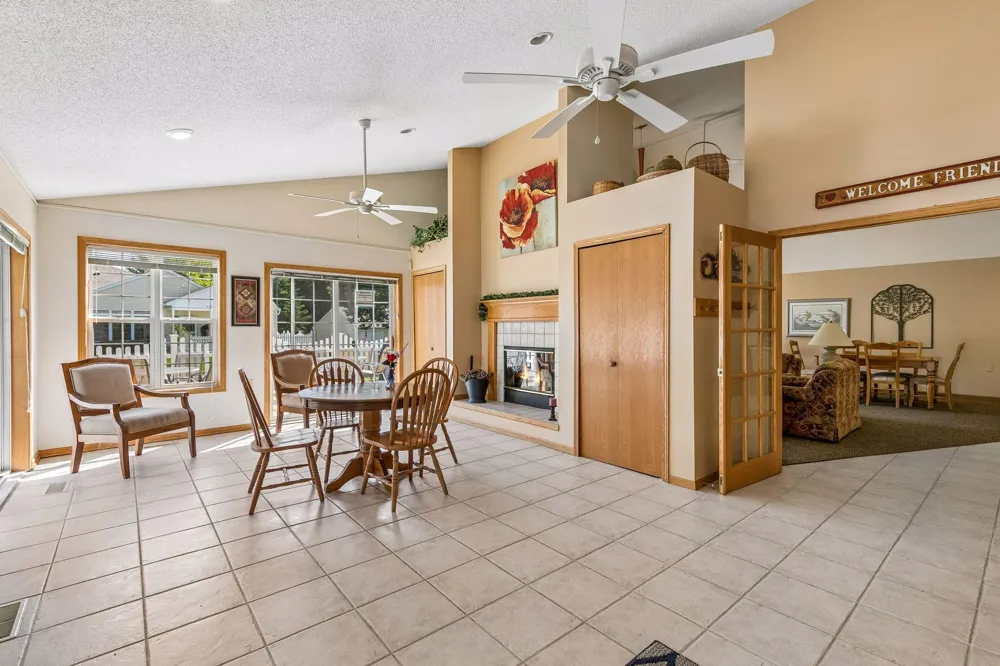 6936 Inverness Court #23 Inver Grove Heights, MN 55077