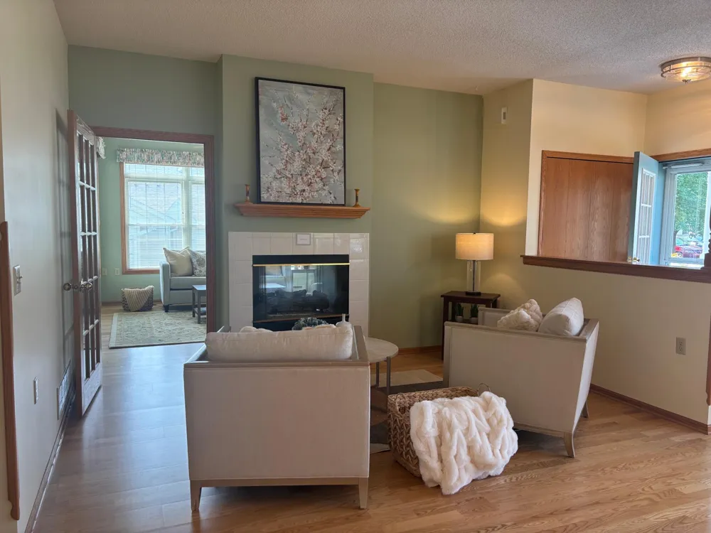 6936 Inverness Court #23 Inver Grove Heights, MN 55077