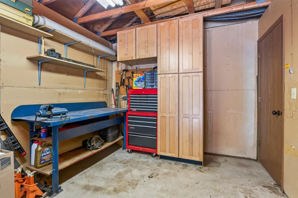 5217 Balmoral Lane Bloomington, MN 55437
