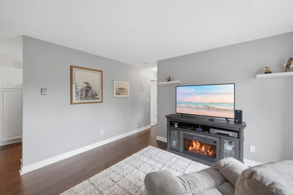 1150 Dellwood Street S #306 Cambridge, MN 55008