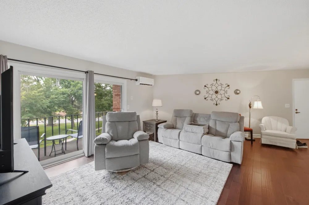 1150 Dellwood Street S #306 Cambridge, MN 55008