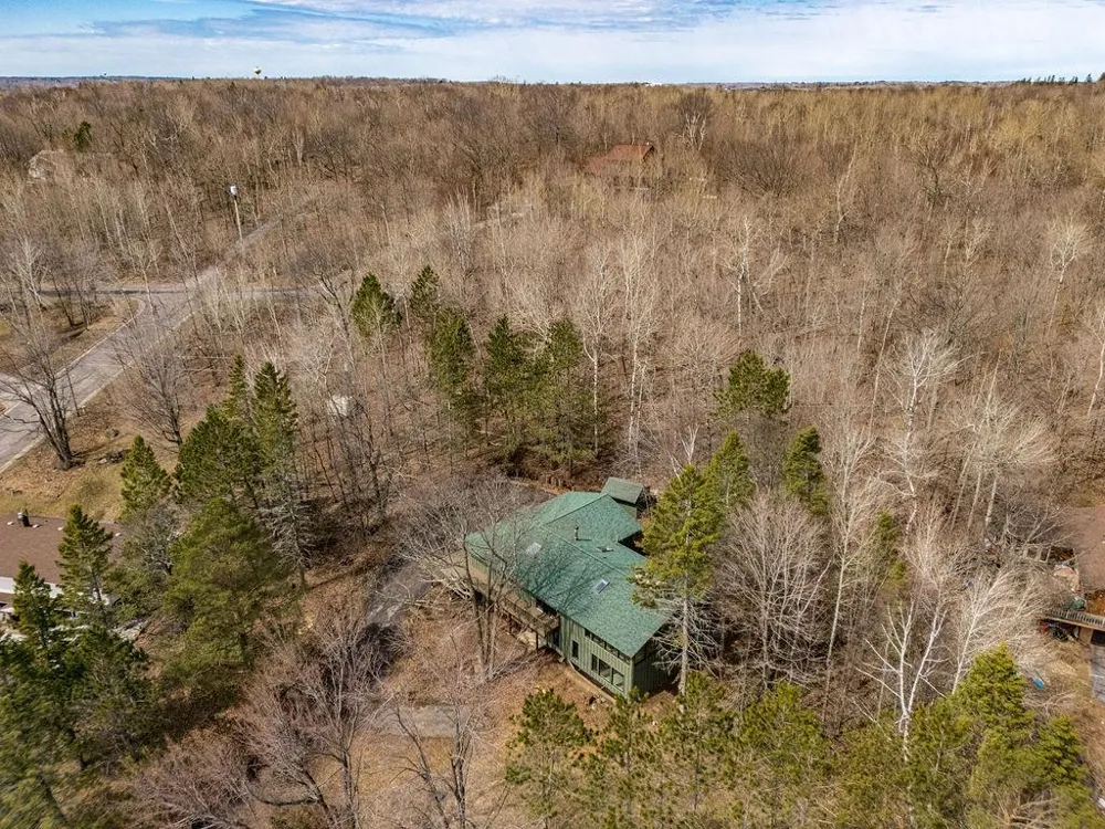 2207 Heather Avenue Duluth, MN 55803