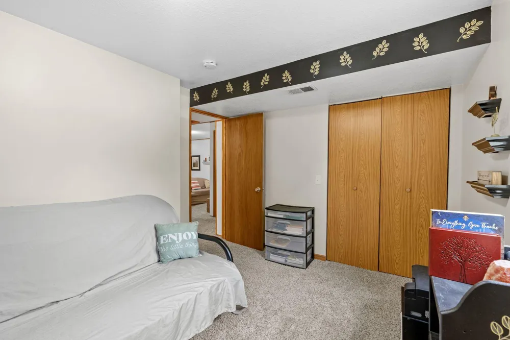 6841 Carmen Avenue Inver Grove Heights, MN 55076