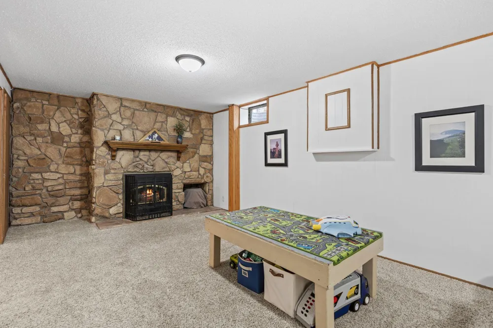 6841 Carmen Avenue Inver Grove Heights, MN 55076