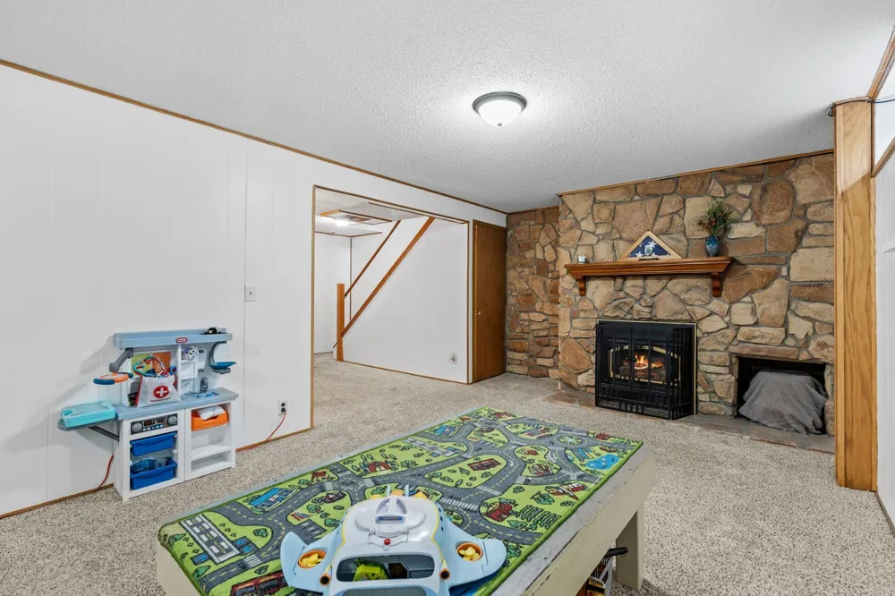6841 Carmen Avenue Inver Grove Heights, MN 55076