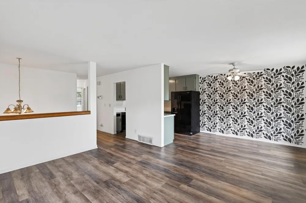 3750 Conroy Trail E Inver Grove Heights, MN 55076