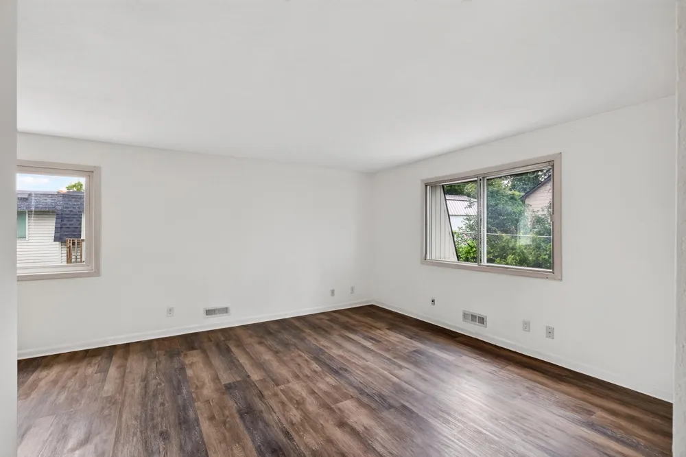 3750 Conroy Trail E Inver Grove Heights, MN 55076