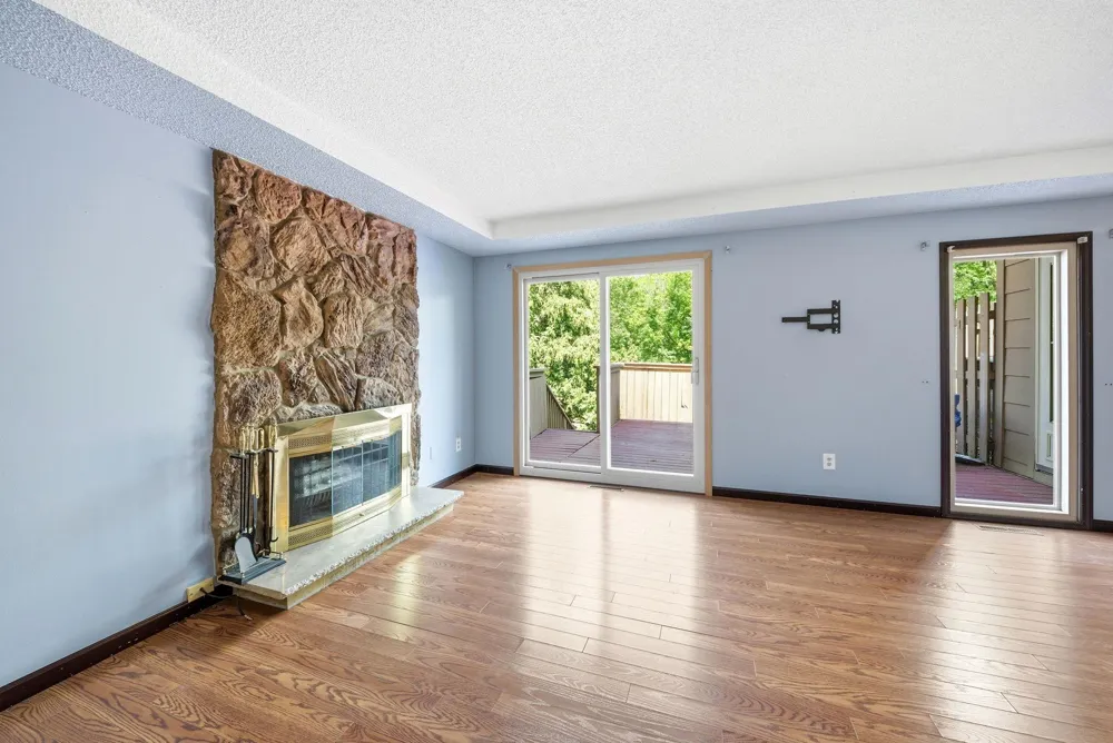 2103 Marquis Road Golden Valley, MN 55427