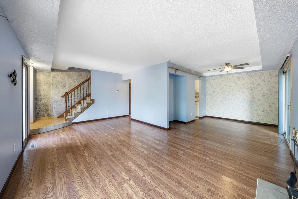 2103 Marquis Road Golden Valley, MN 55427