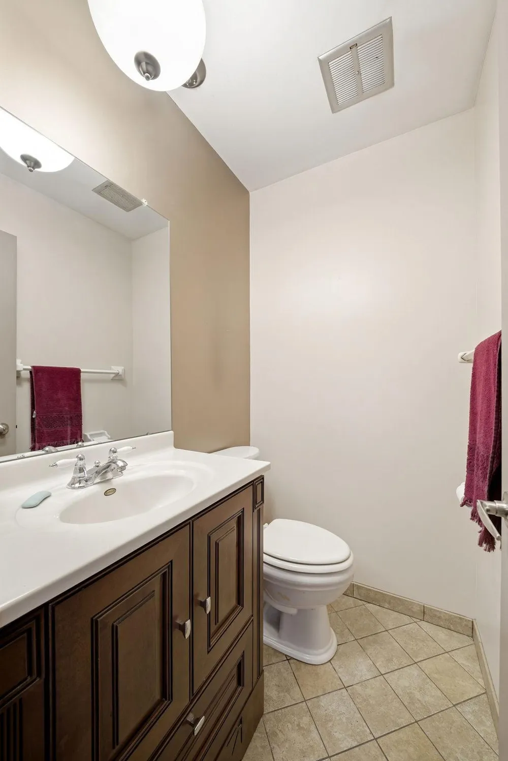 2103 Marquis Road Golden Valley, MN 55427