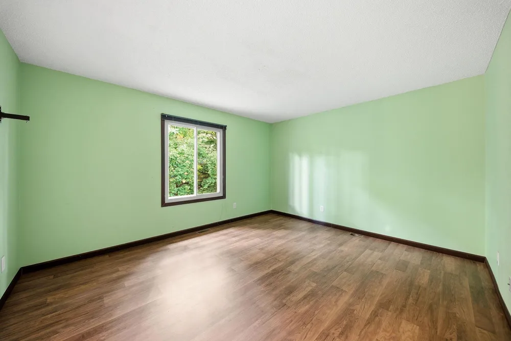 2103 Marquis Road Golden Valley, MN 55427