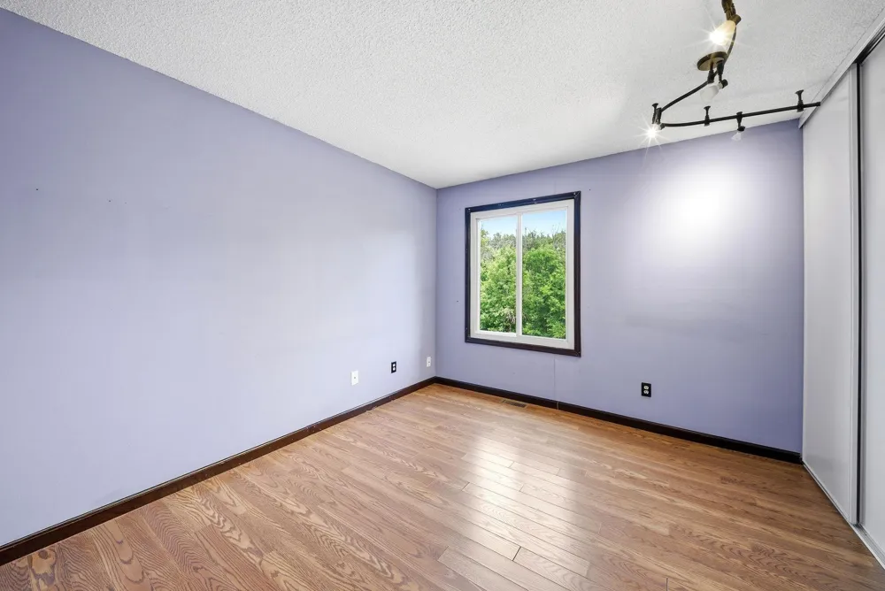 2103 Marquis Road Golden Valley, MN 55427