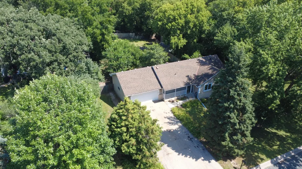 5200 W 135th Street Savage, MN 55378