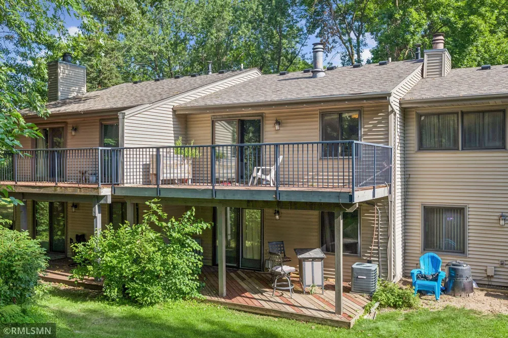 4384 Arden View Court Arden Hills, MN 55112