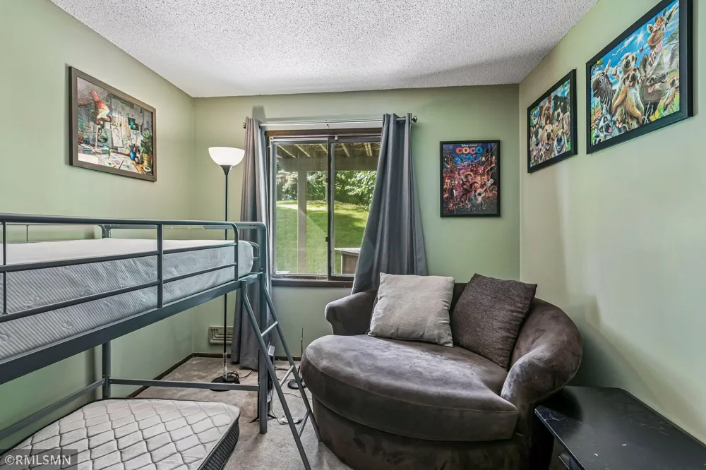 4384 Arden View Court Arden Hills, MN 55112