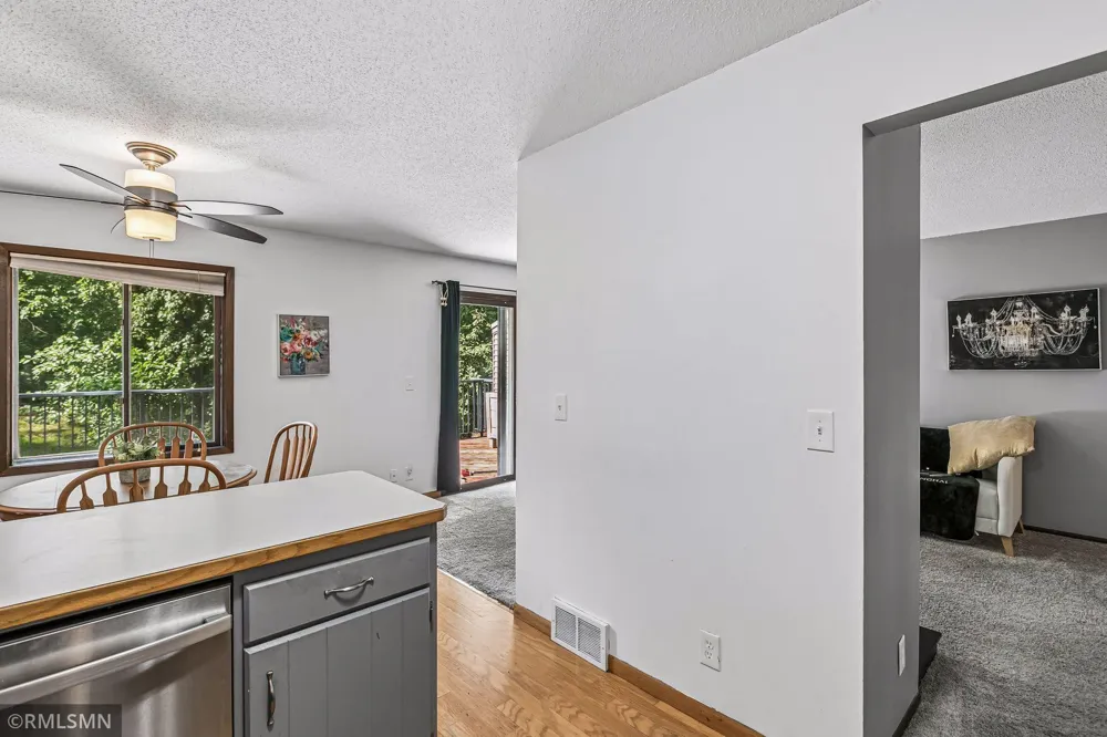 4384 Arden View Court Arden Hills, MN 55112