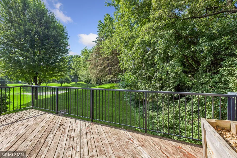 4384 Arden View Court Arden Hills, MN 55112