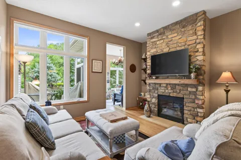 8992 Quail Court