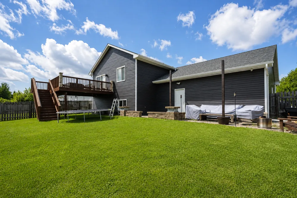 109 Cougar Drive Mankato, MN 56001