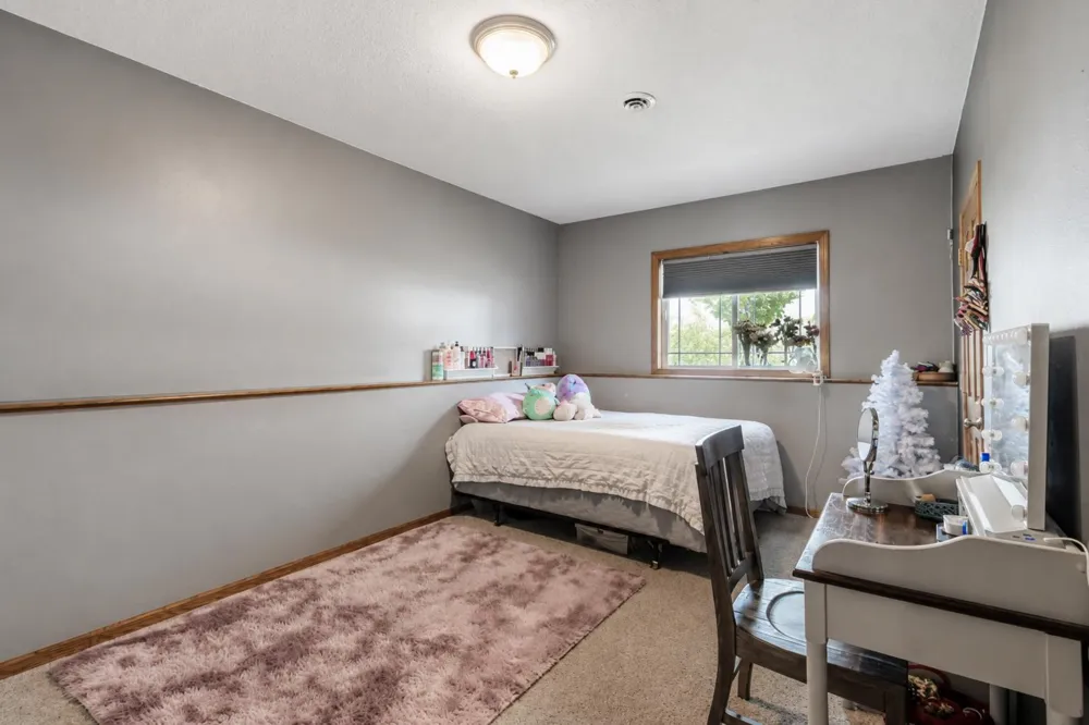 109 Cougar Drive Mankato, MN 56001