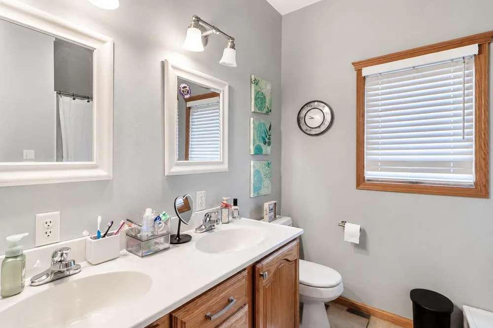 109 Cougar Drive Mankato, MN 56001