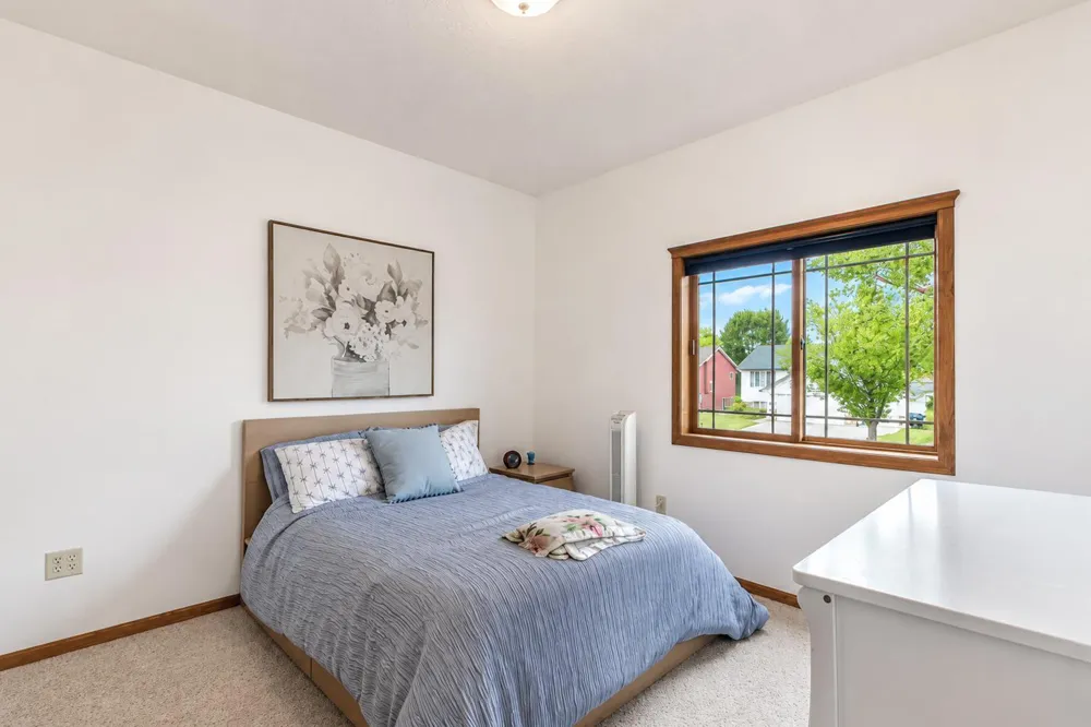109 Cougar Drive Mankato, MN 56001