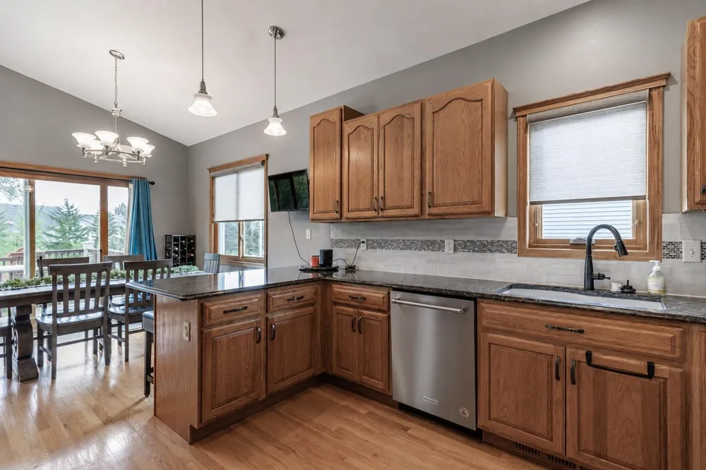 109 Cougar Drive Mankato, MN 56001