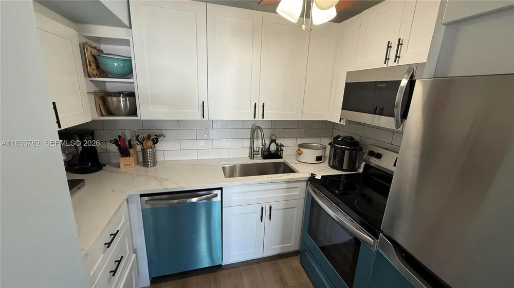 3716 NE 168th St #303 North Miami Beach, FL 33160