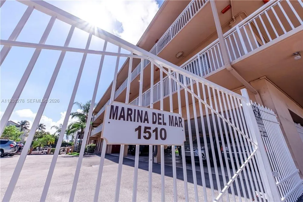 1510 SE 15th St #210 Fort Lauderdale, FL 33316