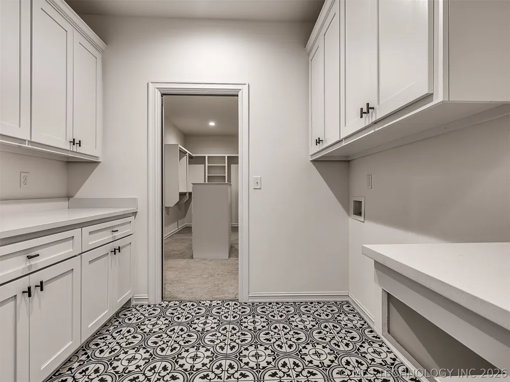 2244 W Decatur Street Broken Arrow, OK 74011