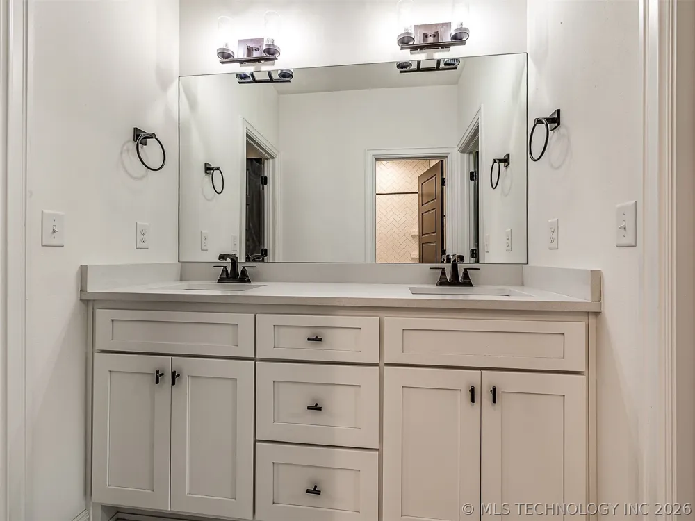 2244 W Decatur Street Broken Arrow, OK 74011