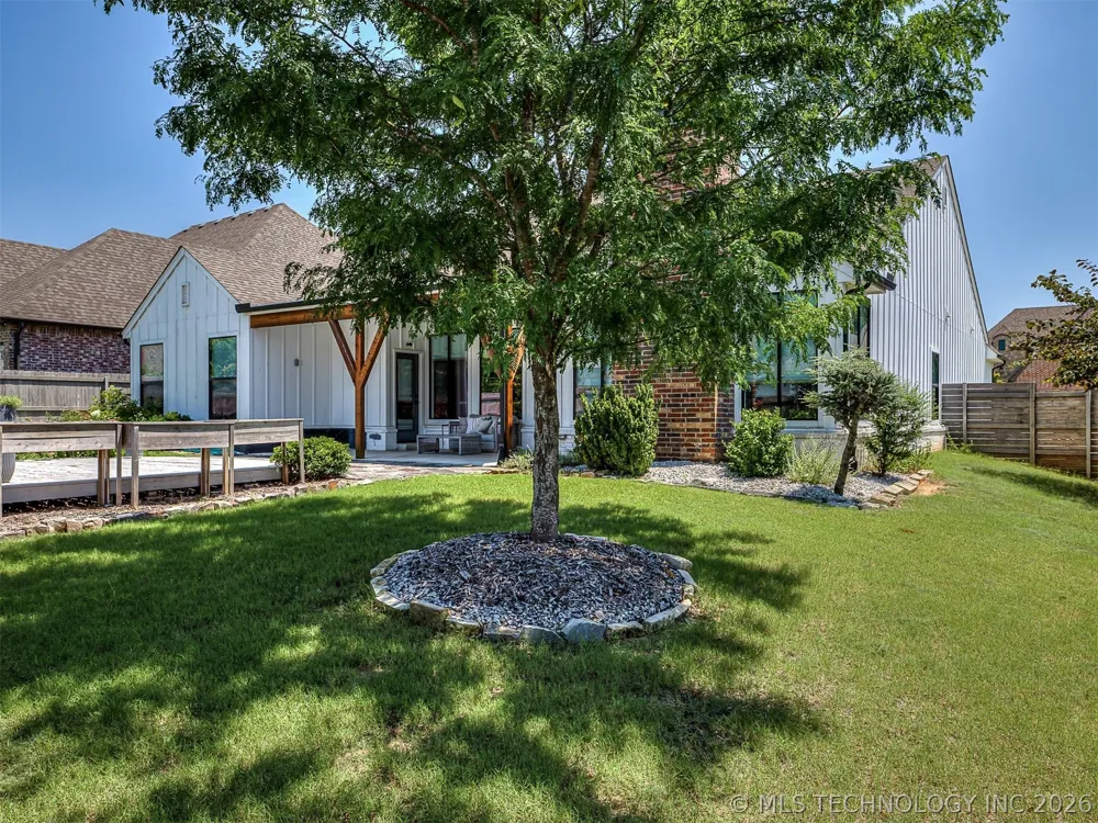 2244 W Decatur Street Broken Arrow, OK 74011