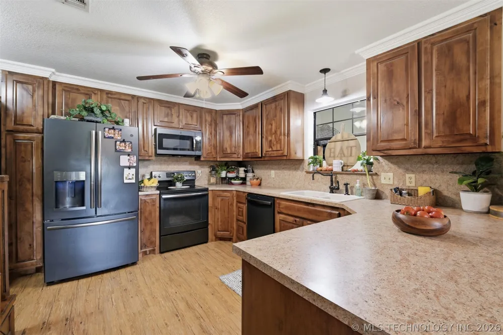 11370 Allen Road Marietta, OK 73448
