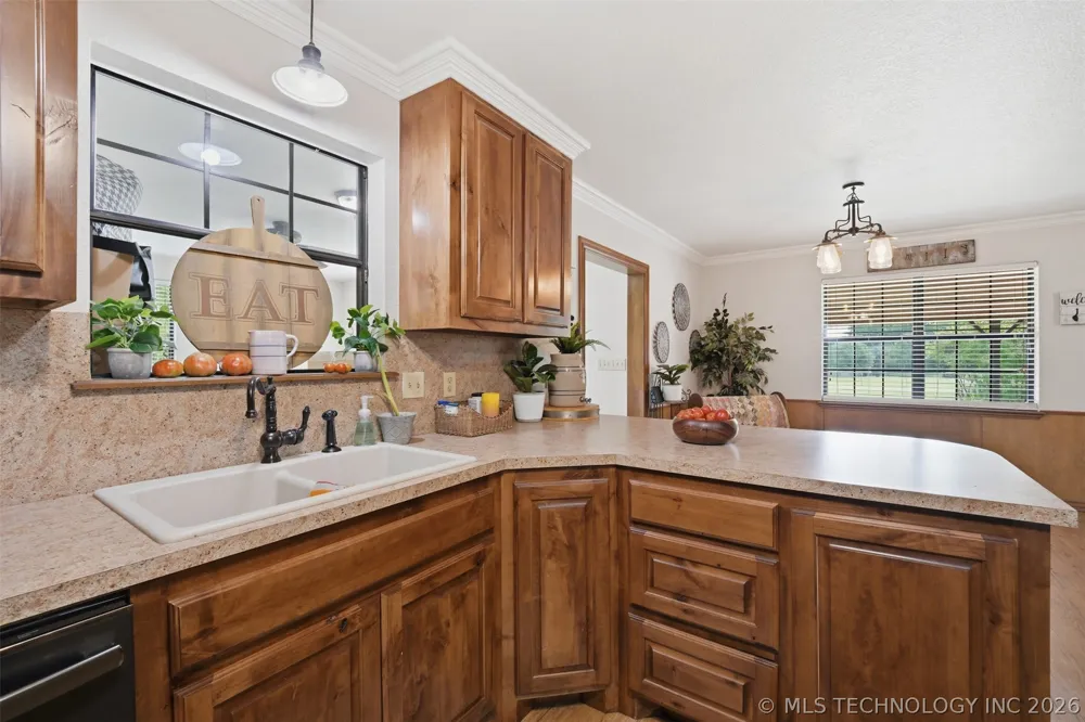 11370 Allen Road Marietta, OK 73448
