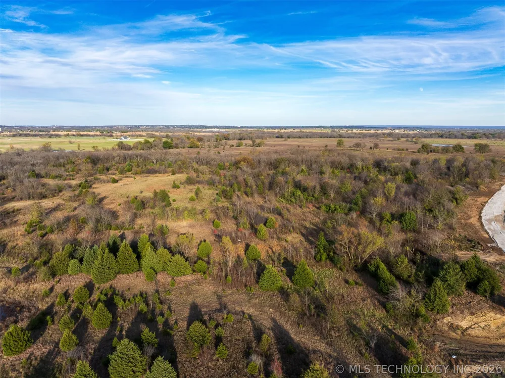 8 W 195th Street S Mounds, OK 74047