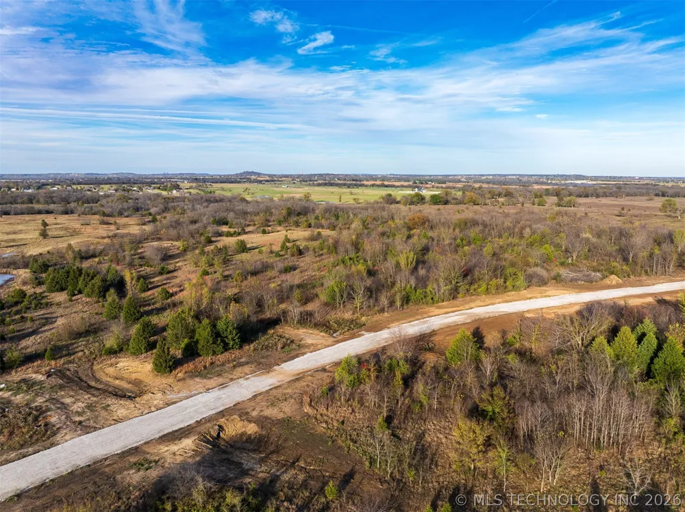 8 W 195th Street S Mounds, OK 74047