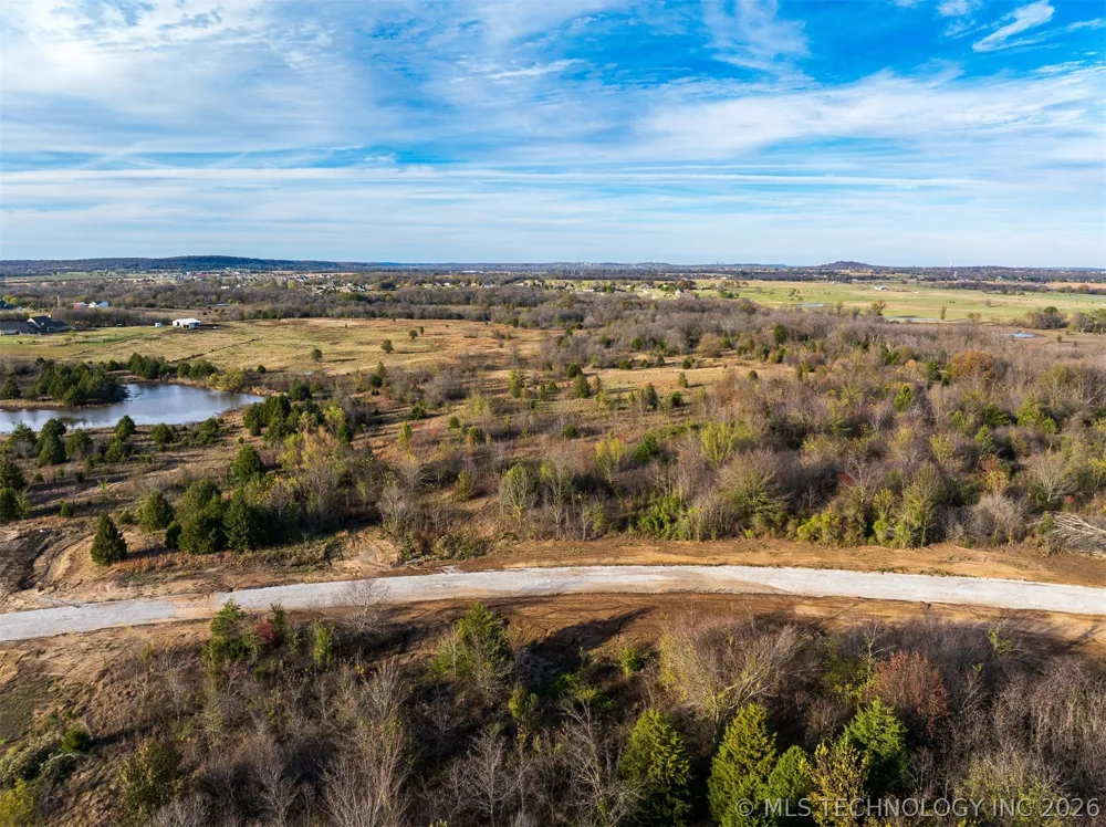 8 W 195th Street S Mounds, OK 74047