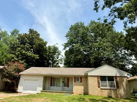1007 E 49th Street